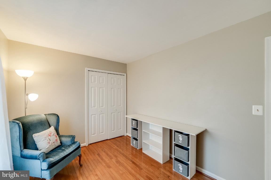 HAMPTON OAKS - Residential