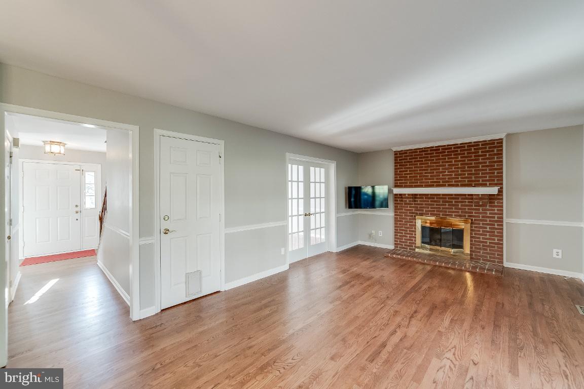 HAMPTON OAKS - Residential