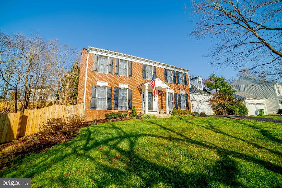 HAMPTON OAKS - Residential