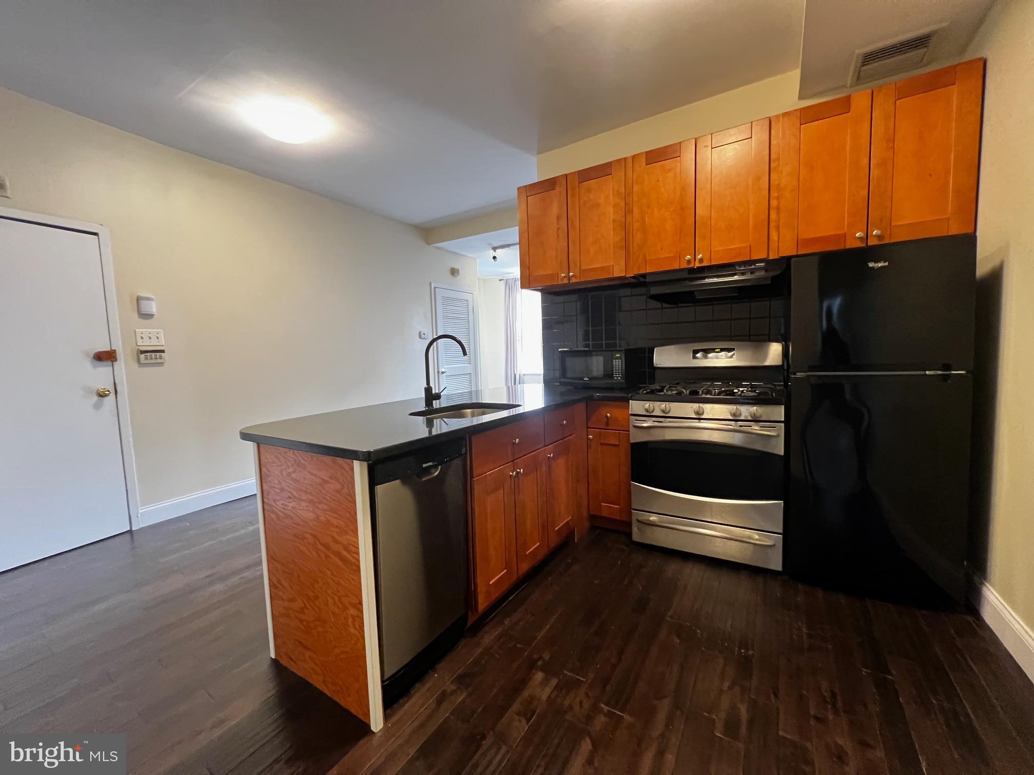 443 FAIRMOUNT AVENUE D