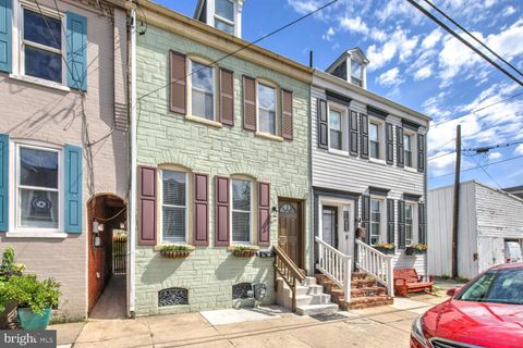 615 1ST STREET LANCASTER PA 17603