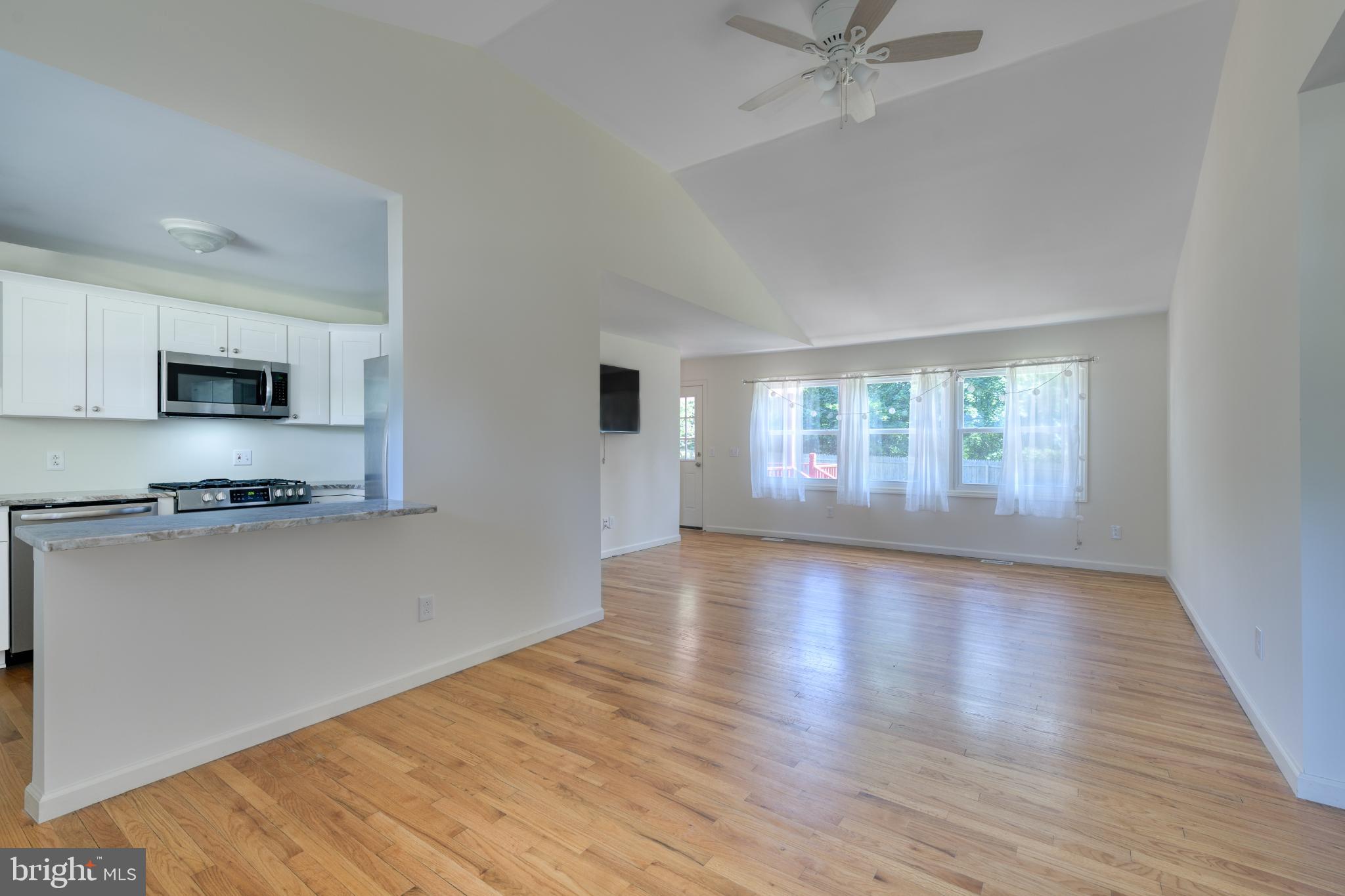 106 S PENNINGTON ROAD