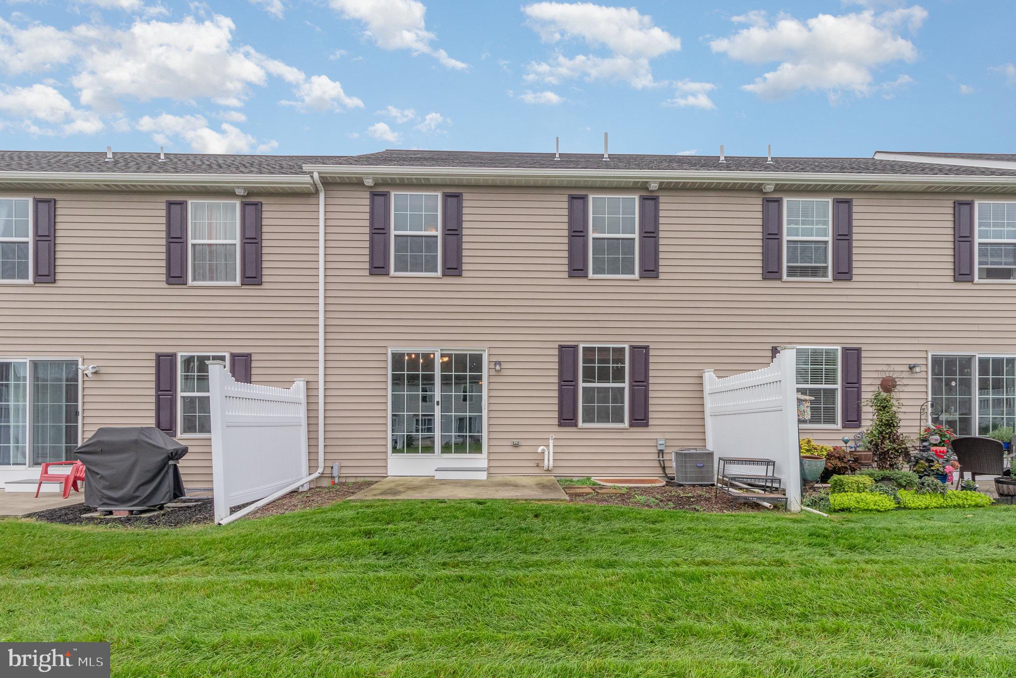 VILLAGE AT SPRINGBROOK FARMS - Residential Lease