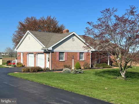 Photo of 40 Wabash Road, EPHRATA, PA 17522 (MLS # PALA2069318)