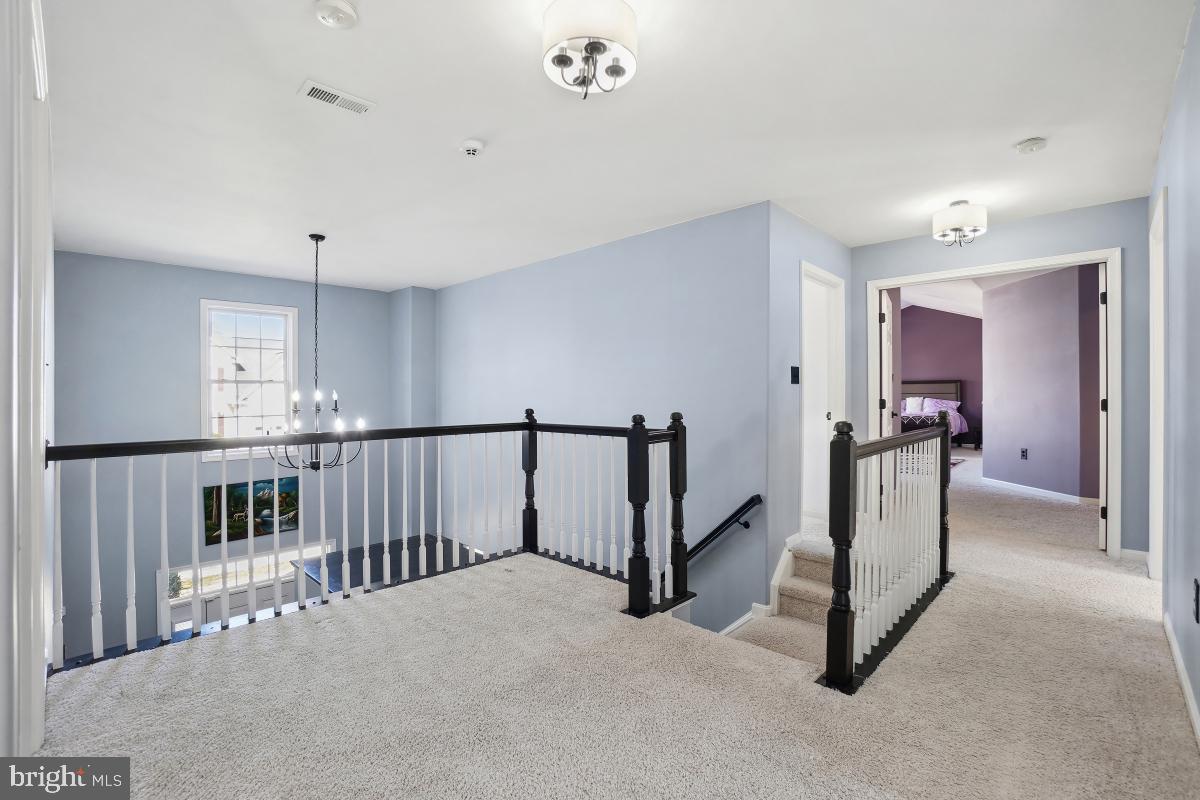 SALEM FIELDS - Residential