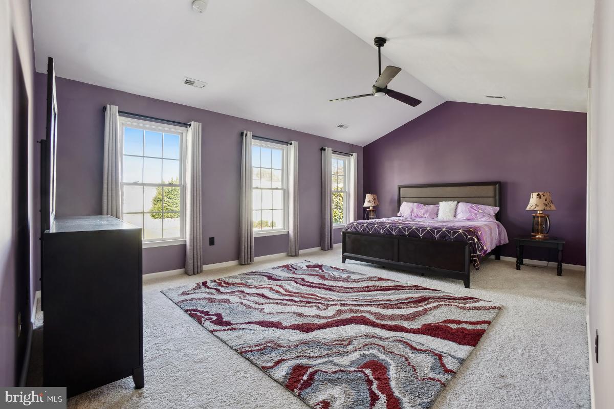 SALEM FIELDS - Residential