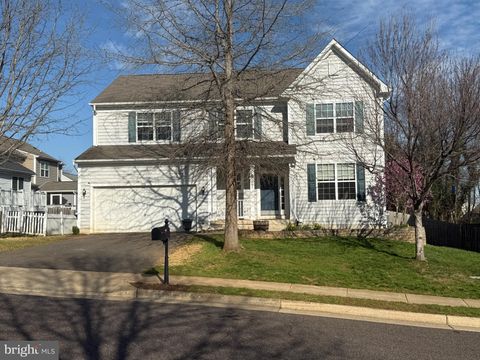 Homes For Sale - 667 Pelhams Reach Drive<br/> CULPEPER, VA 22701