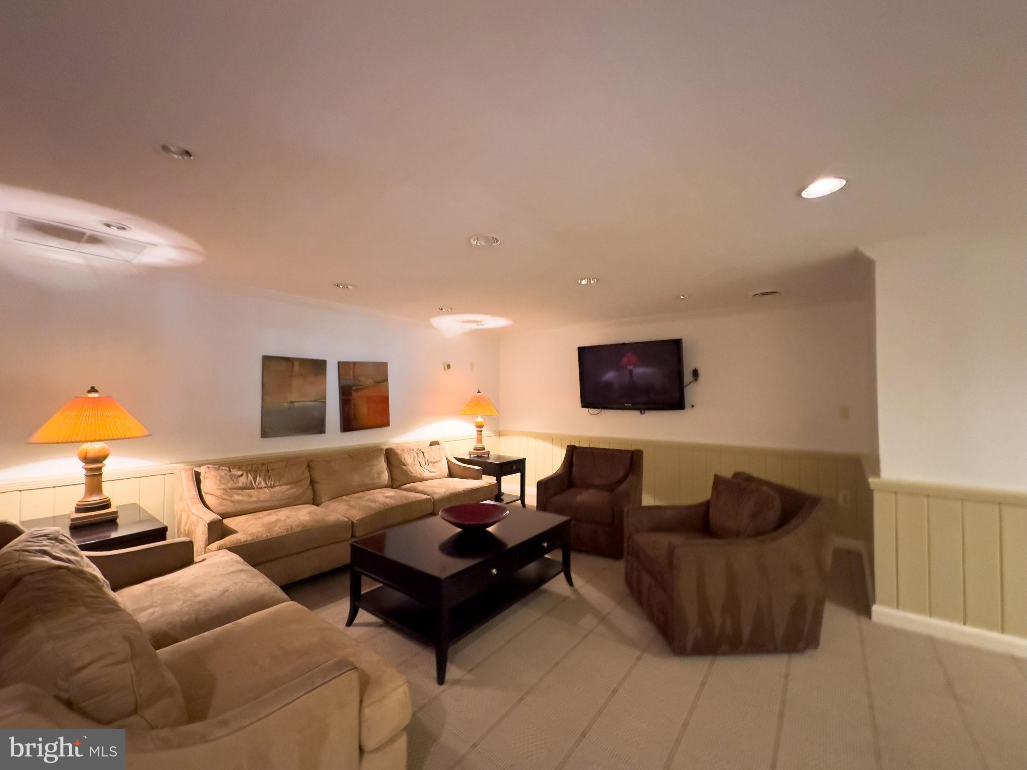 CARDINAL HOUSE - Residential