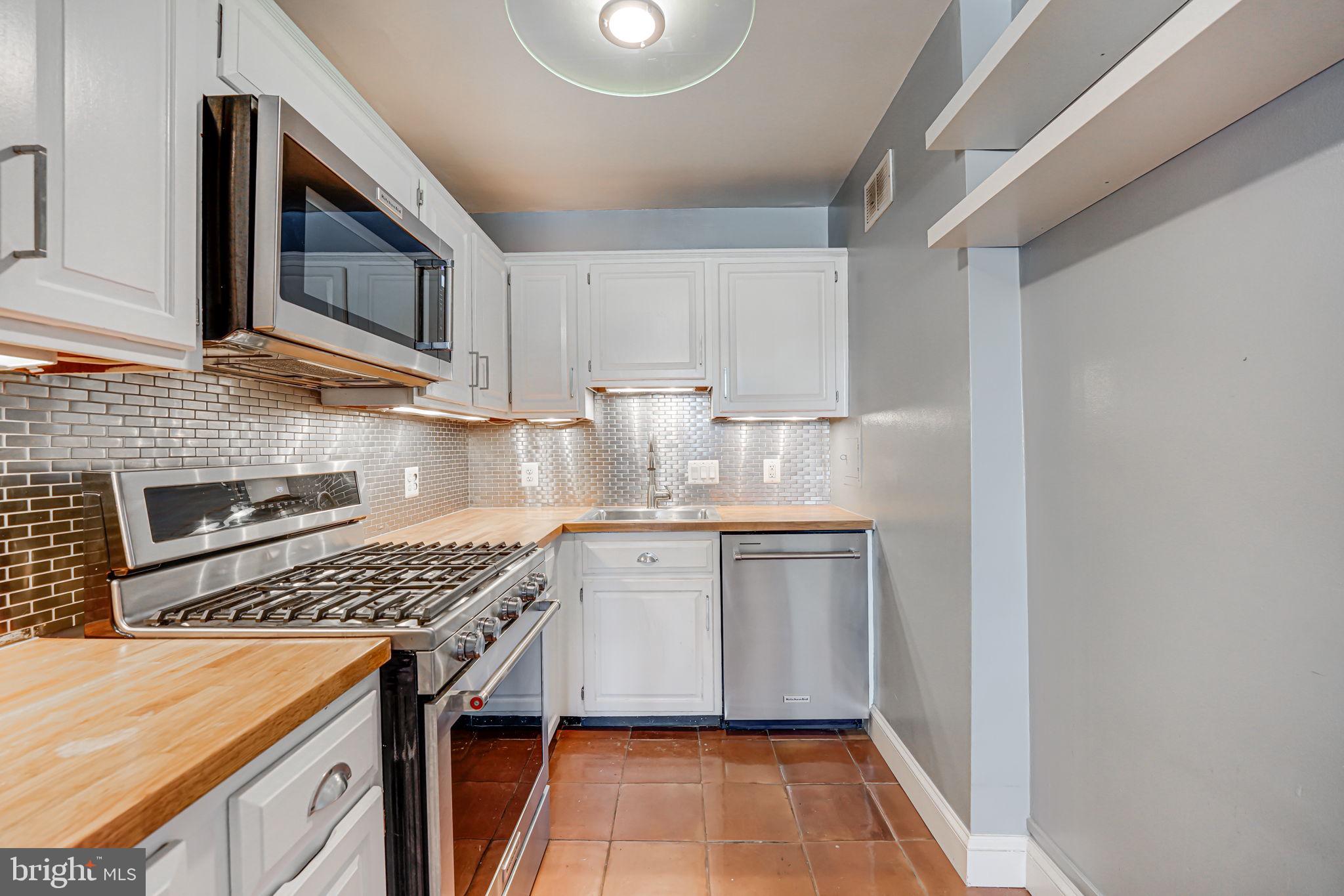 CARDINAL HOUSE - Residential