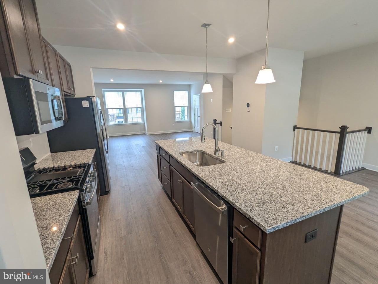 WEST PARK VILLAGE - Residential