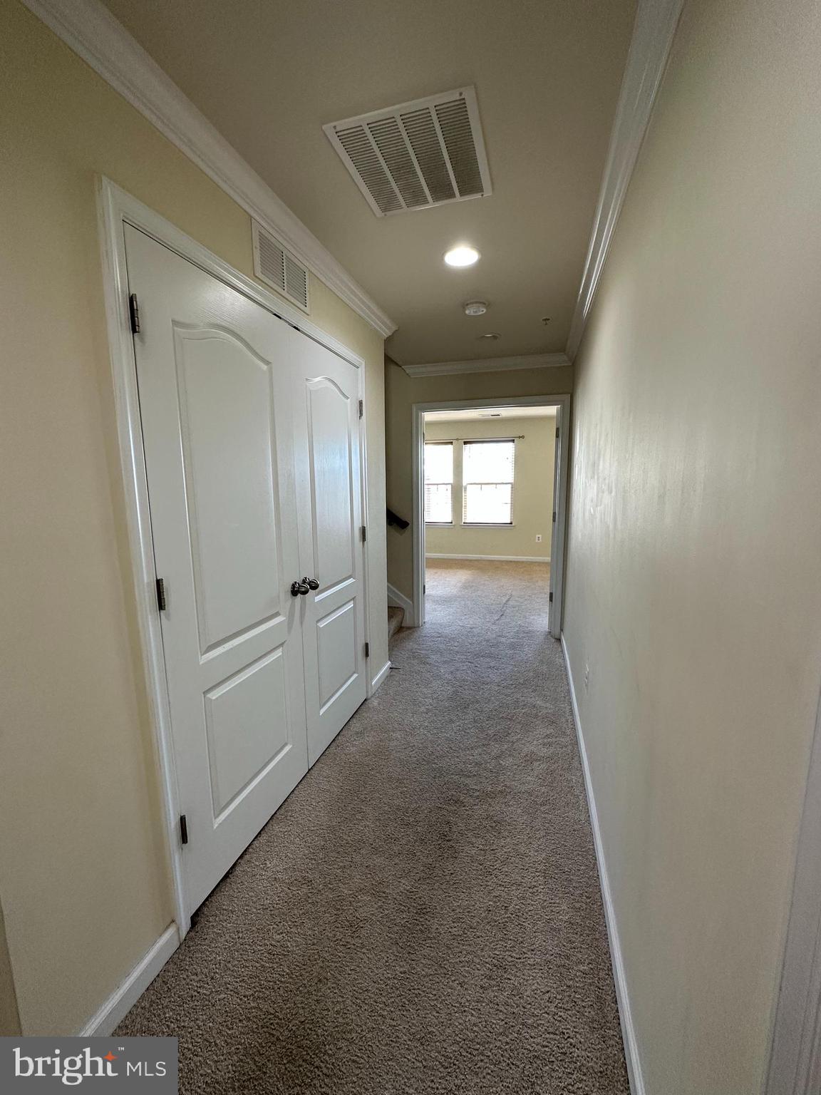 OXFORD SQUARE - Residential Lease