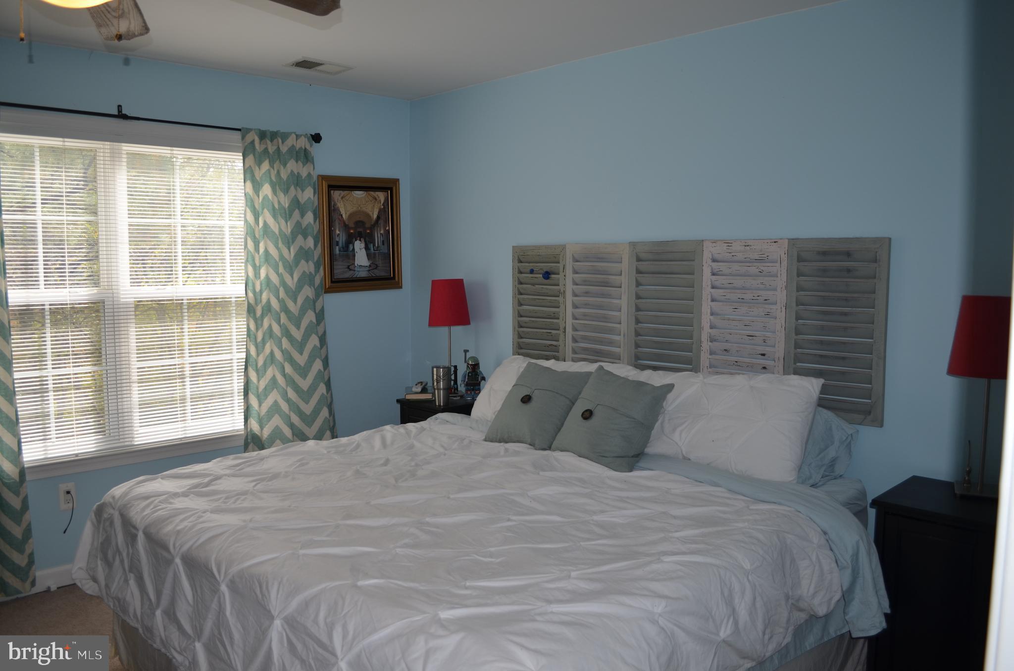 VILLAS ON WATERS EDGE - Residential Lease