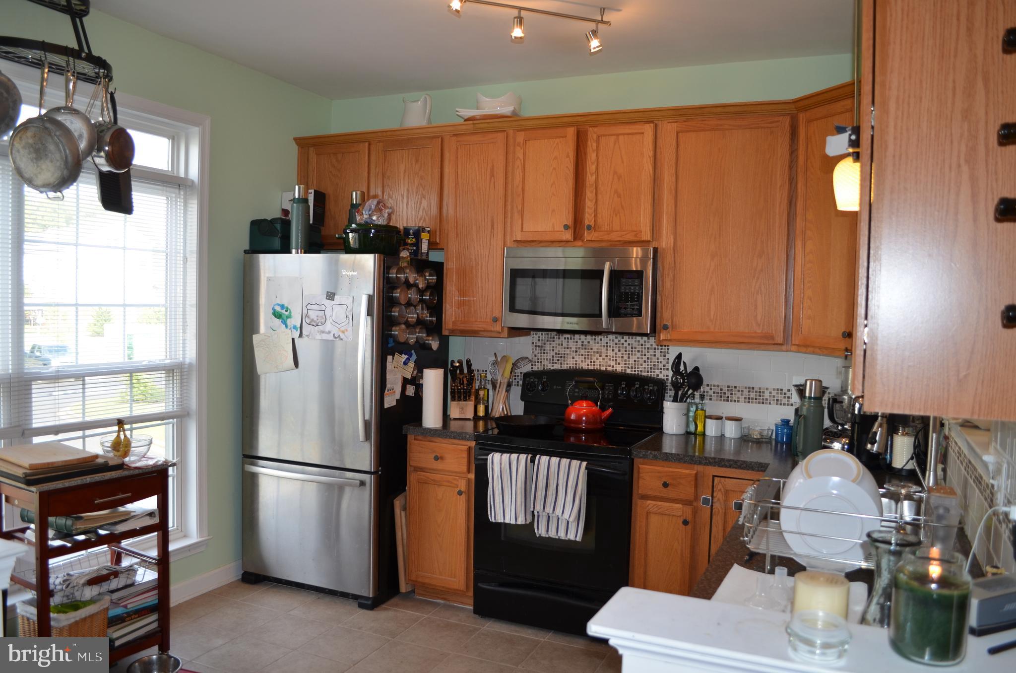 VILLAS ON WATERS EDGE - Residential Lease