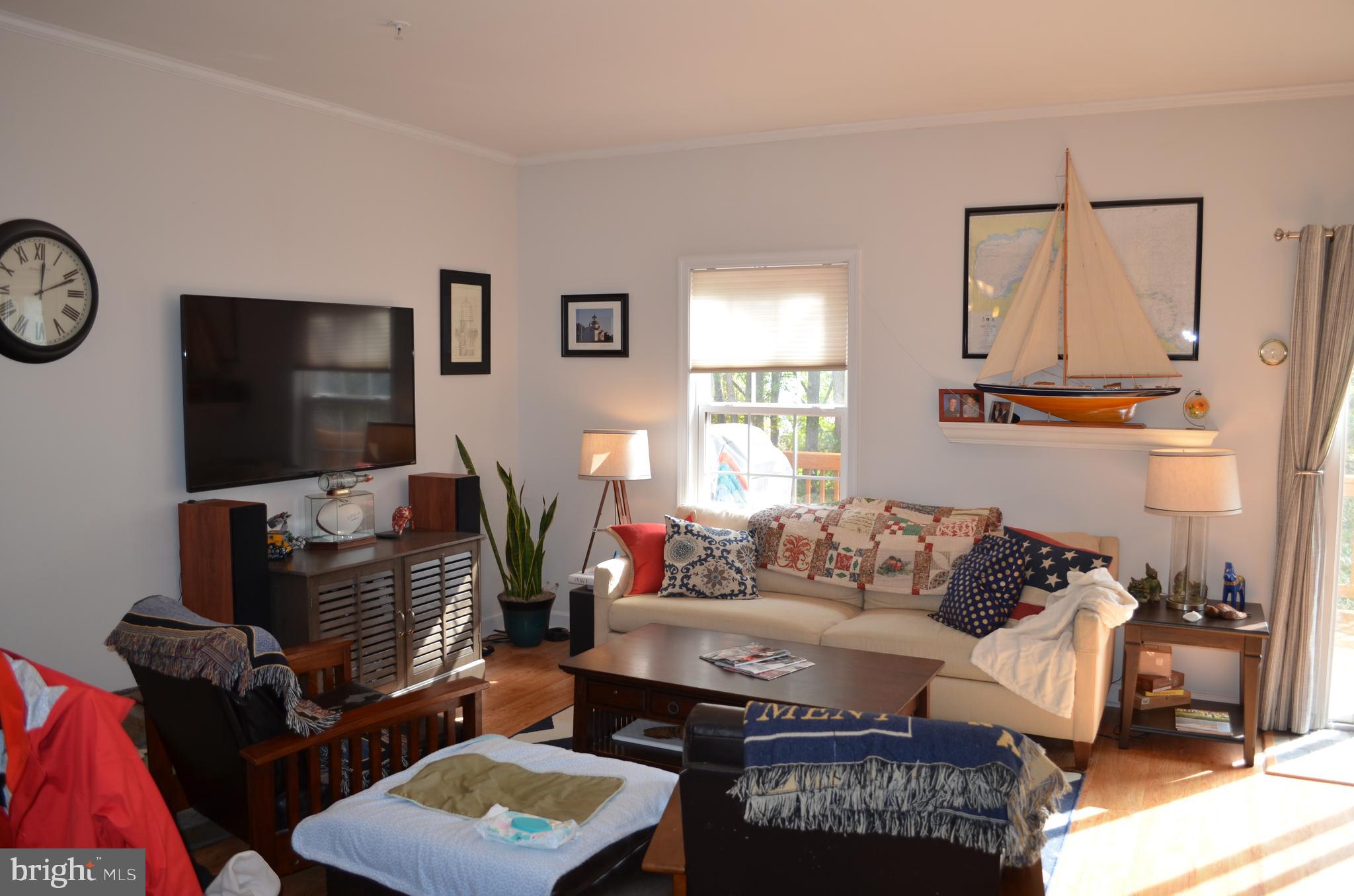 VILLAS ON WATERS EDGE - Residential Lease