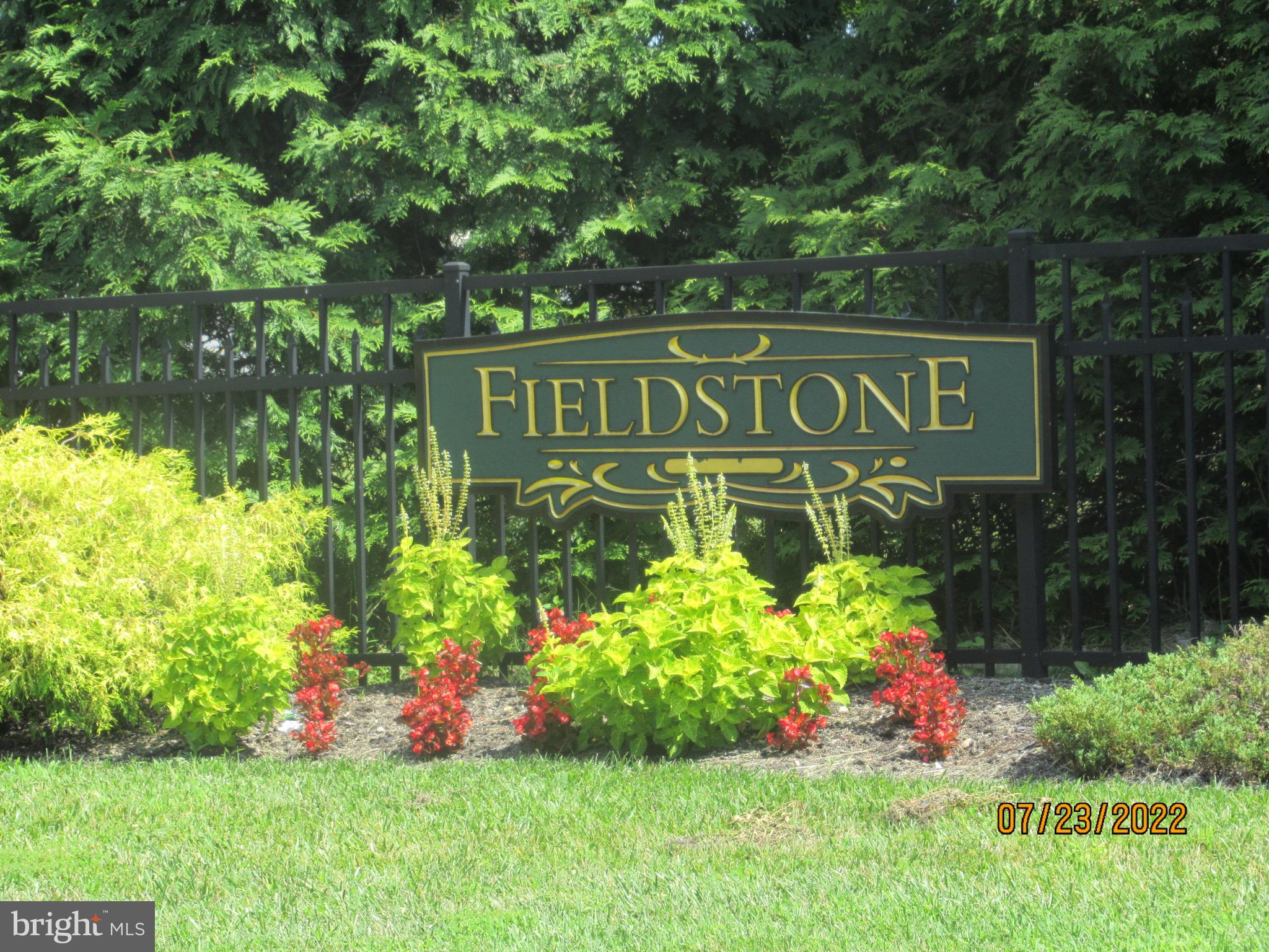 FIELDSTONE FARM - Residential