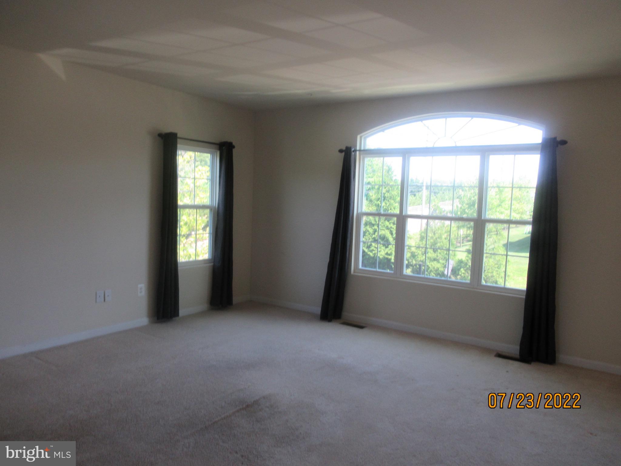 FIELDSTONE FARM - Residential