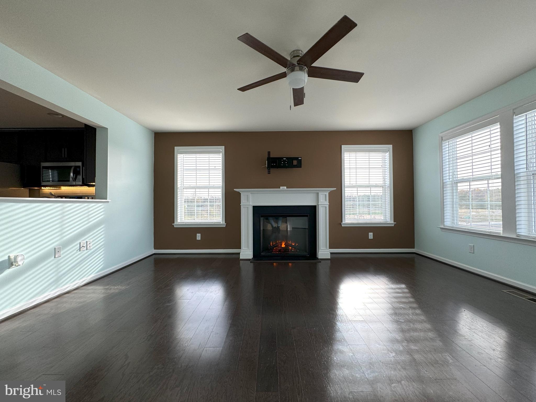 THE GALLERY - Residential Lease