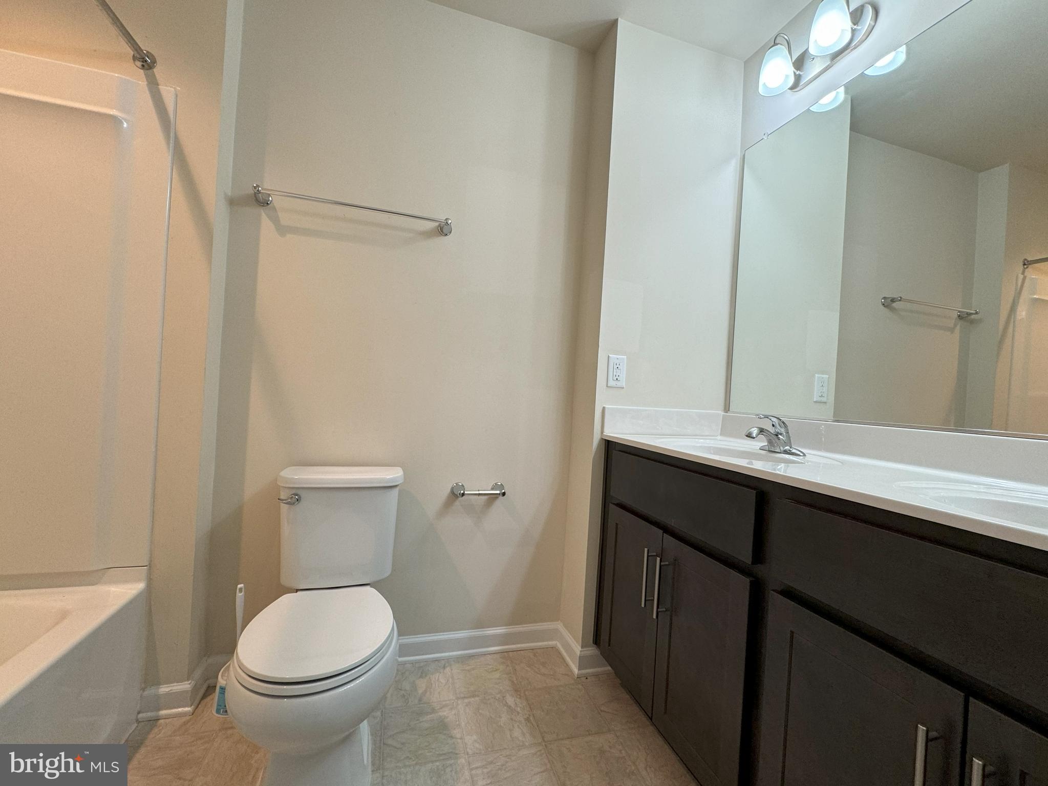 THE GALLERY - Residential Lease