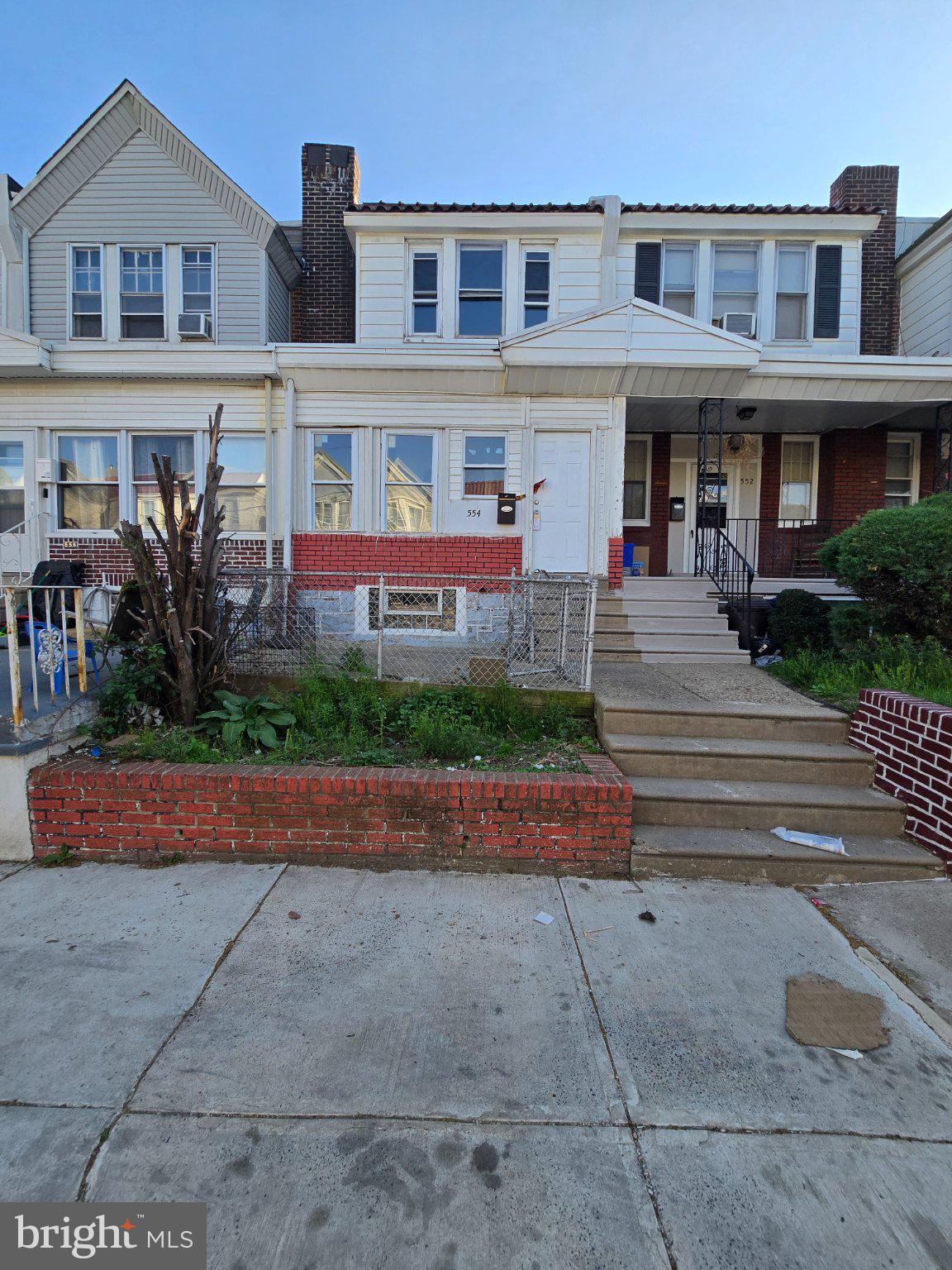 LAWNCREST - Residential