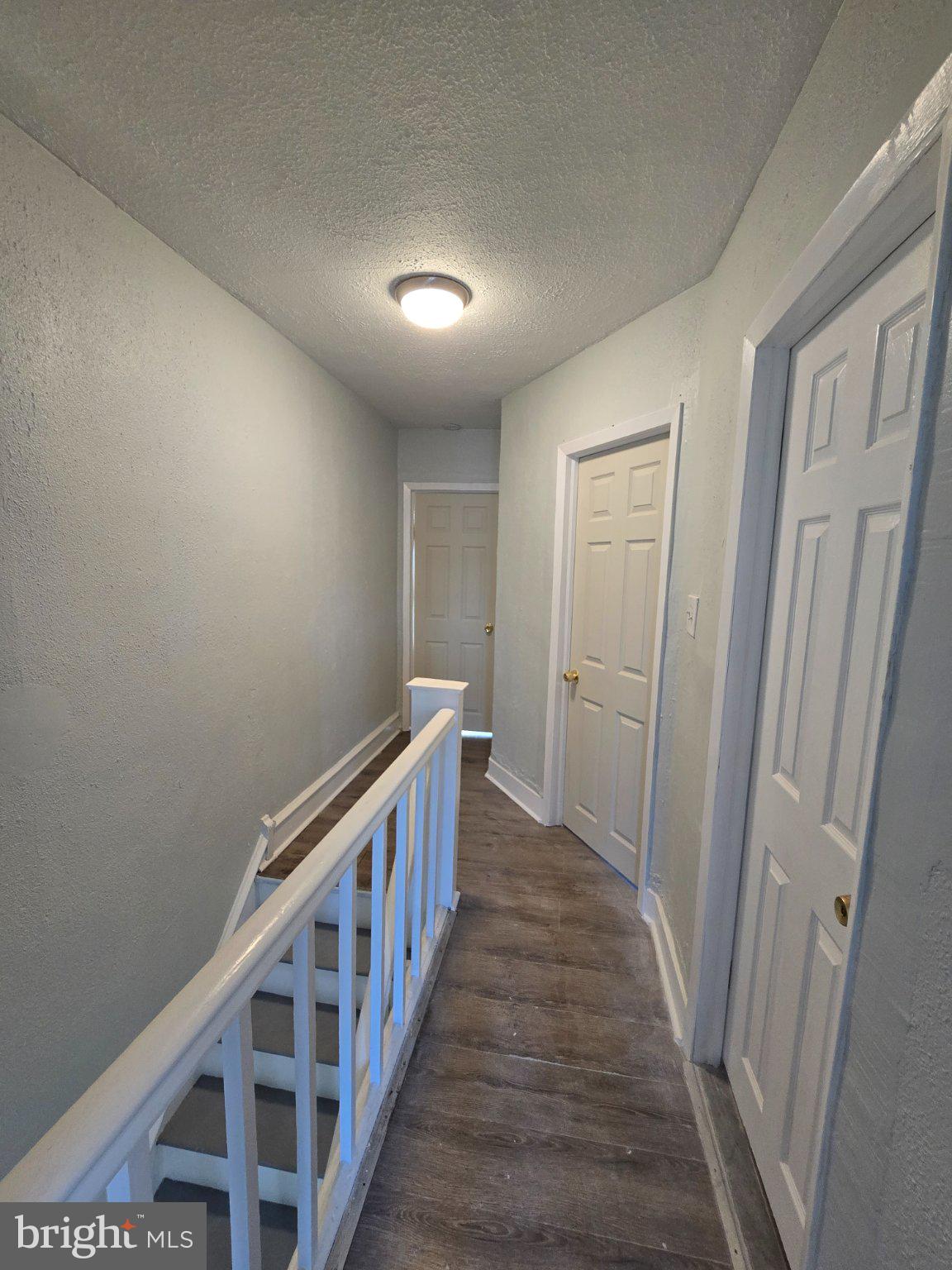 LAWNCREST - Residential