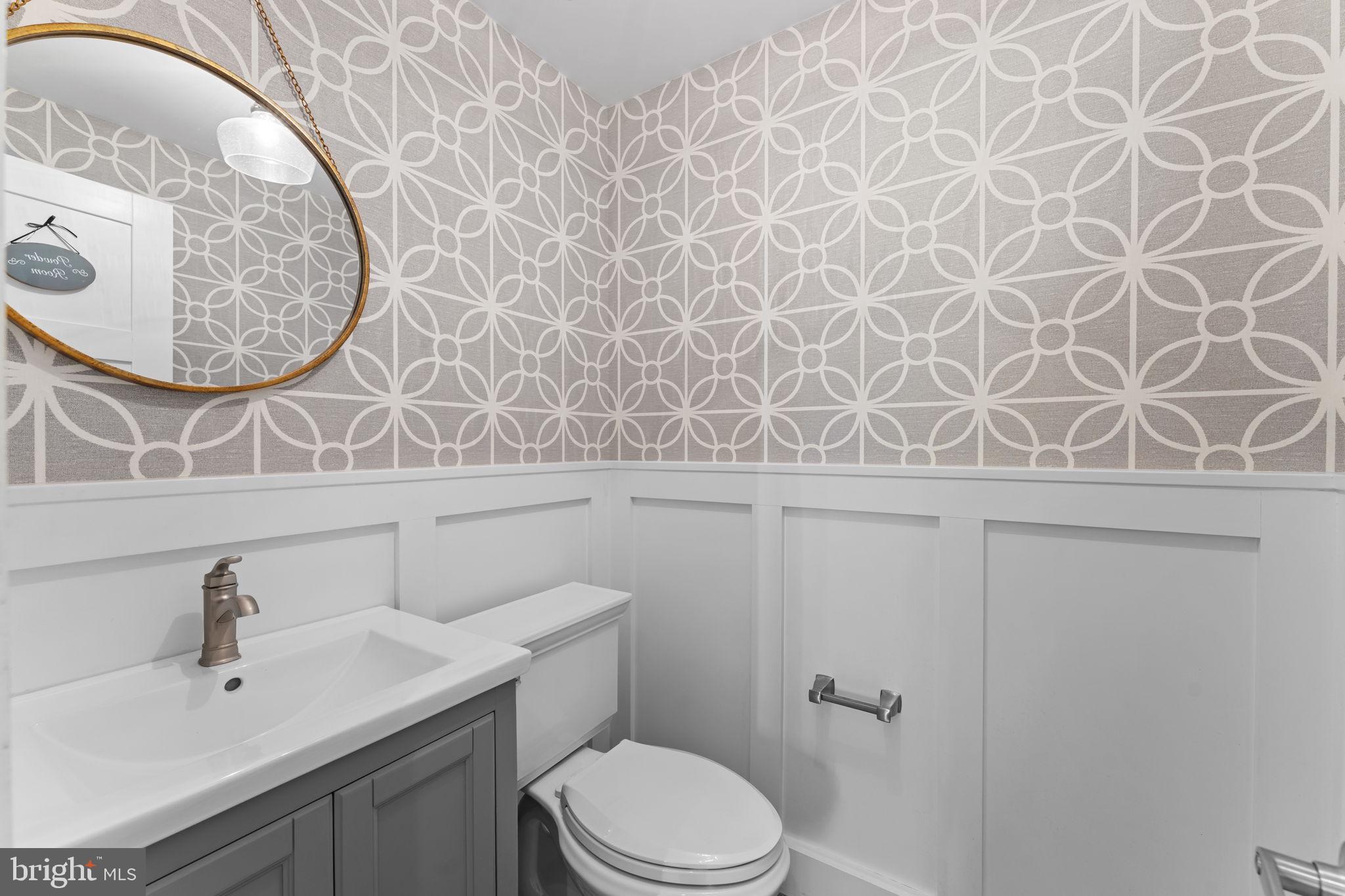 DEVON SQUARE - Residential