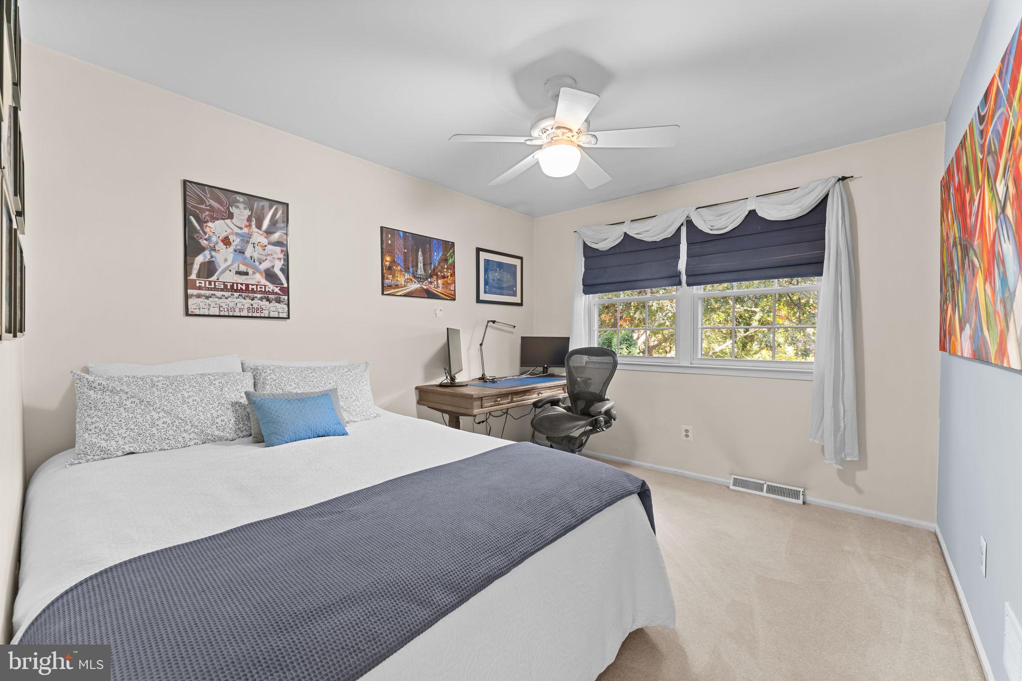 DEVON SQUARE - Residential