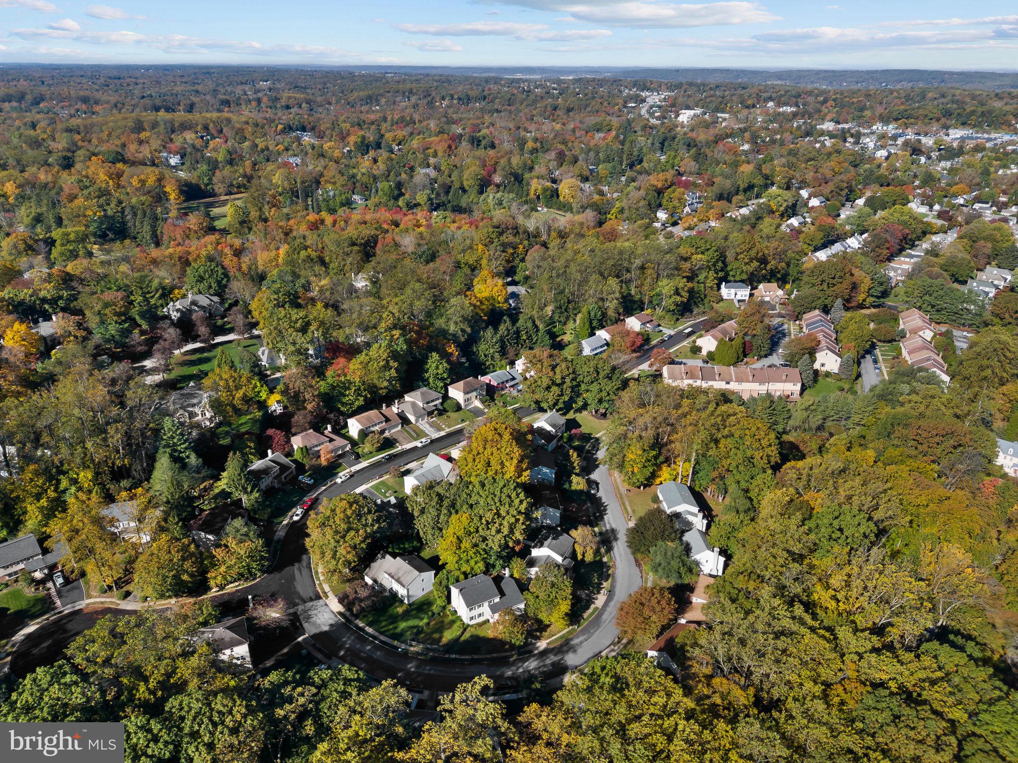 DEVON SQUARE - Residential