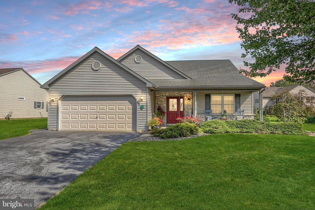 Photo of 118 Arbor Drive, MYERSTOWN, PA 17067 (MLS # PALN2022512)