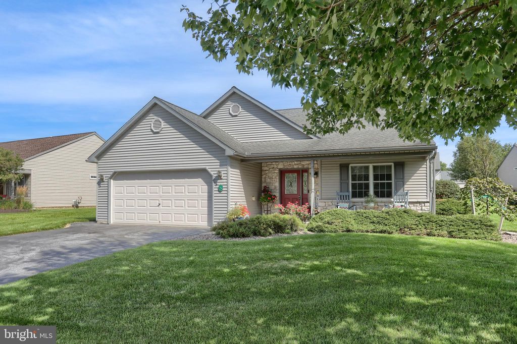 Photo of 118 Arbor Drive, MYERSTOWN, PA 17067 (MLS # PALN2022512)