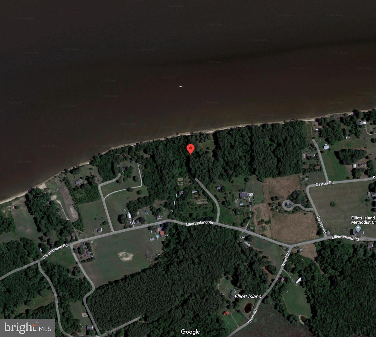 ELLIOTTS ISLAND - Land