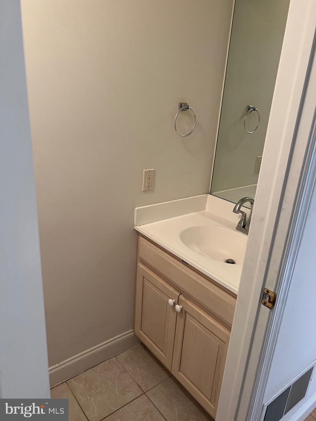 Photo of 208 COBBLESTONE LN, LANCASTER, PA 17601 (MLS # PALA2029644)