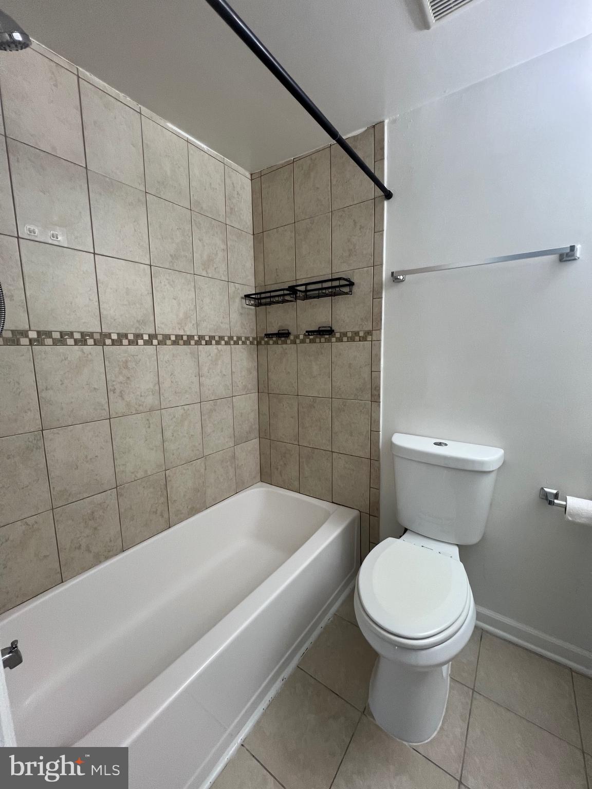 WAKEFIELD - Residential Lease