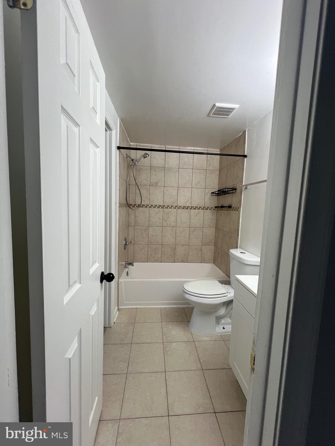 WAKEFIELD - Residential Lease