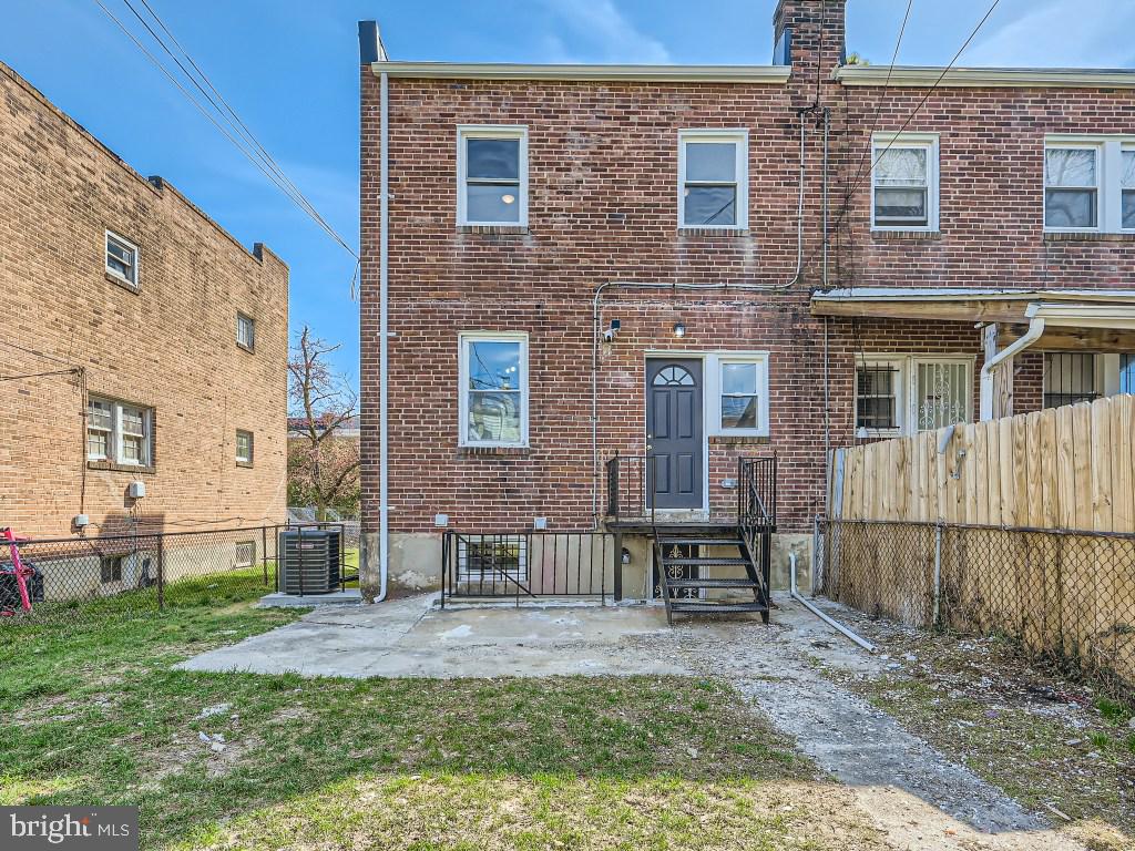 LUCILLE PARK - Residential