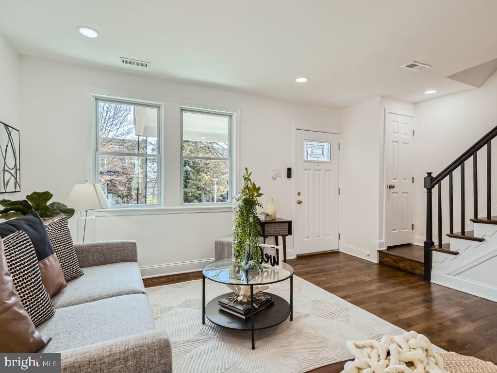 LUCILLE PARK - Residential