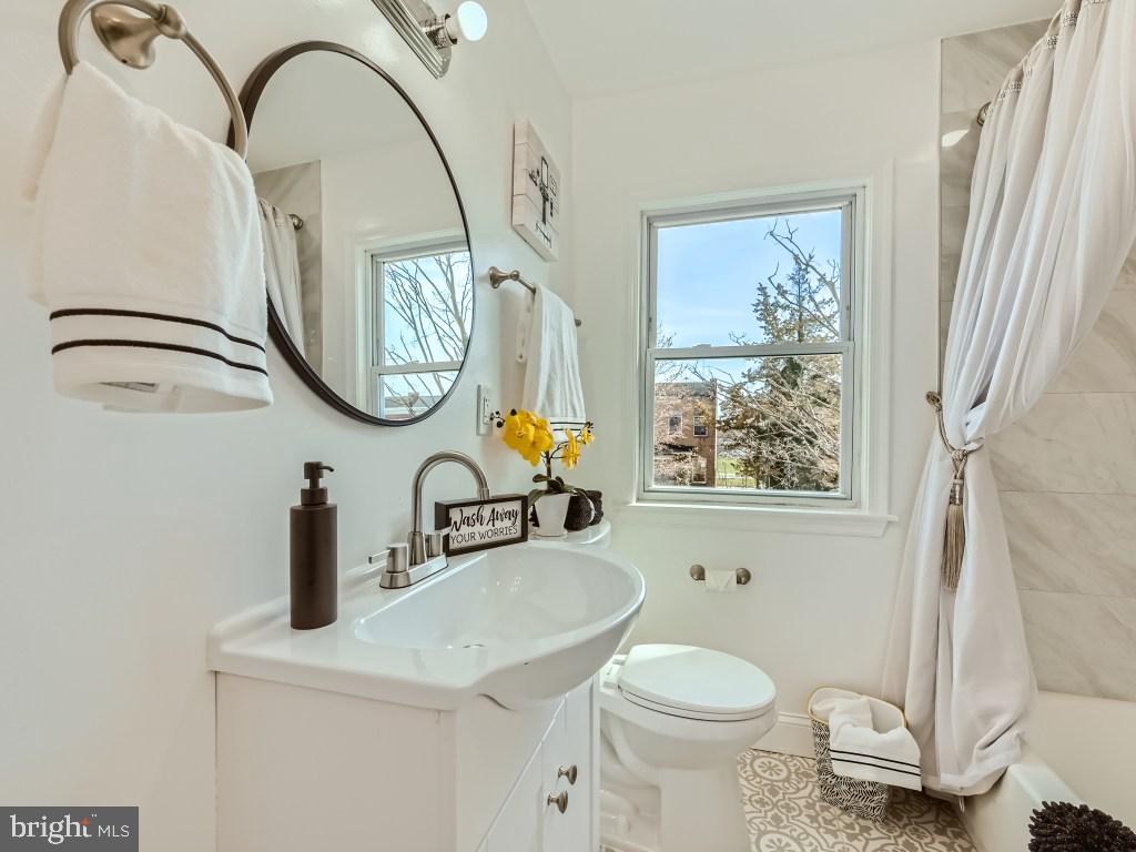 LUCILLE PARK - Residential