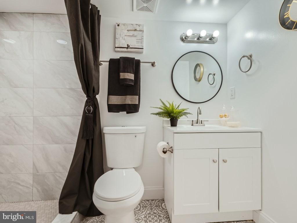 LUCILLE PARK - Residential