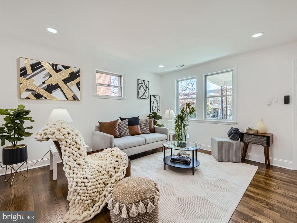 LUCILLE PARK - Residential