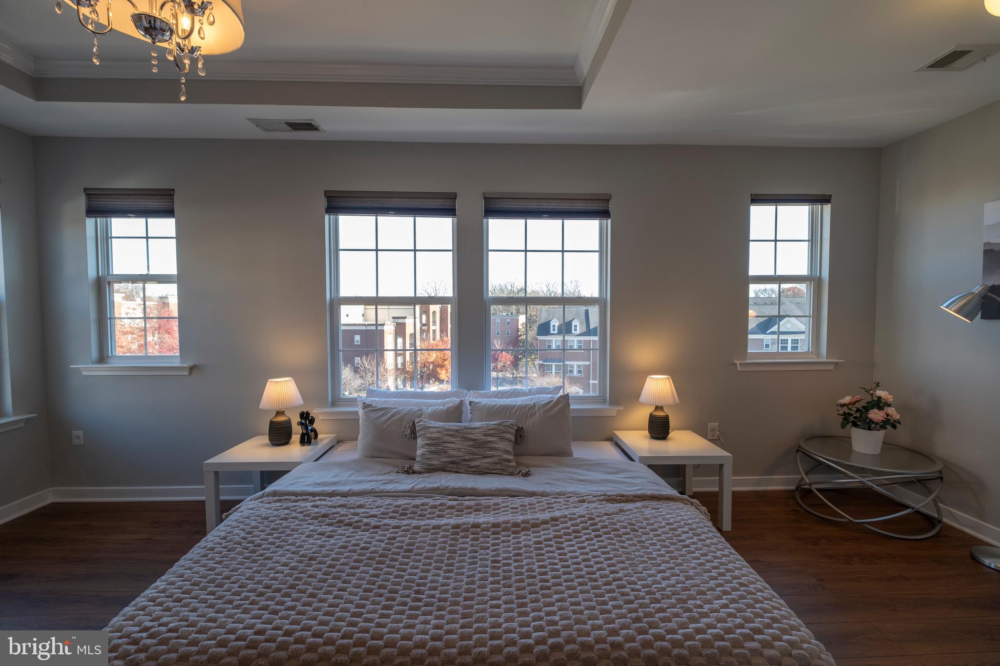 SUMMIT HALL RESERVE - Residential