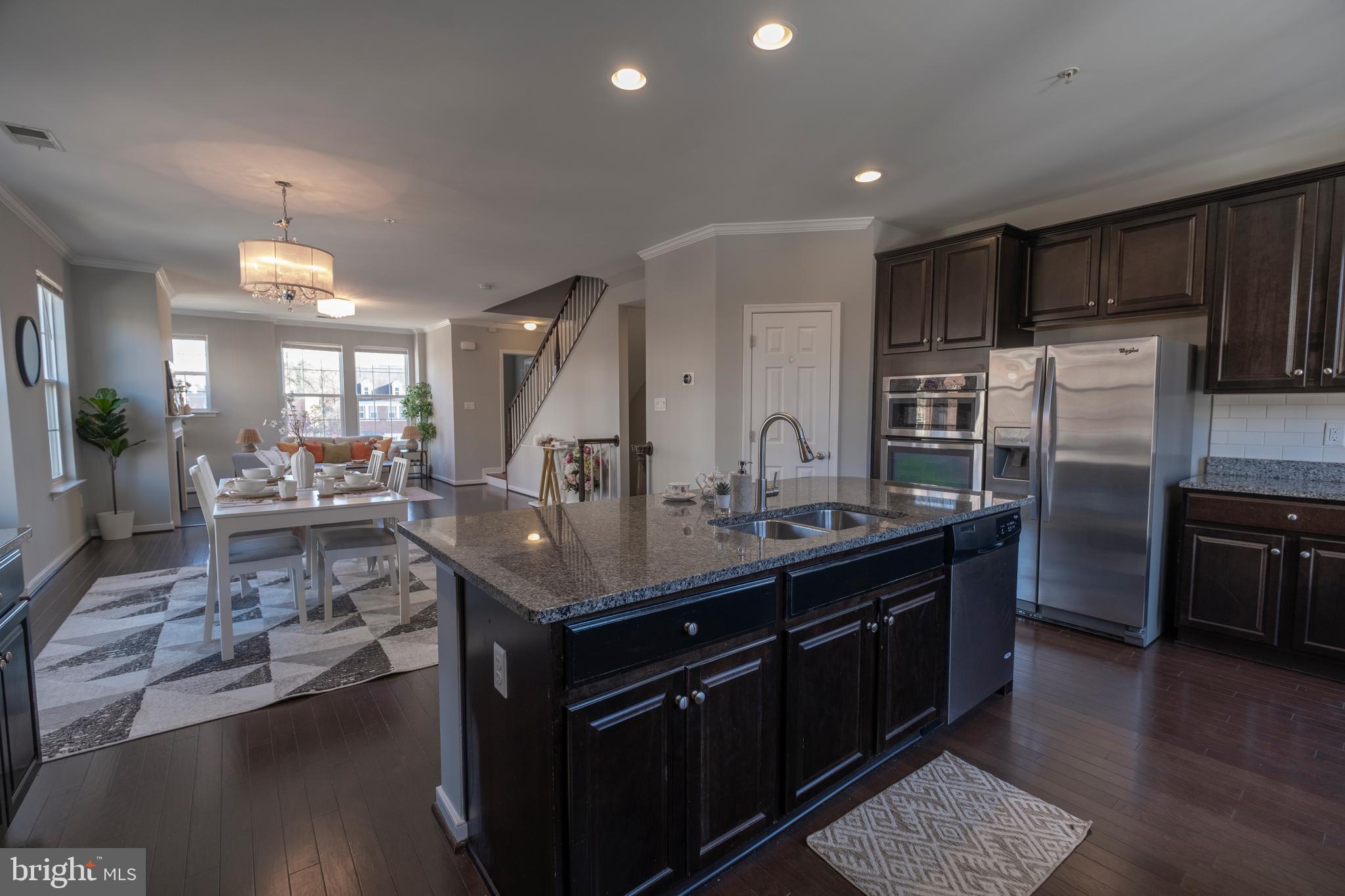 SUMMIT HALL RESERVE - Residential