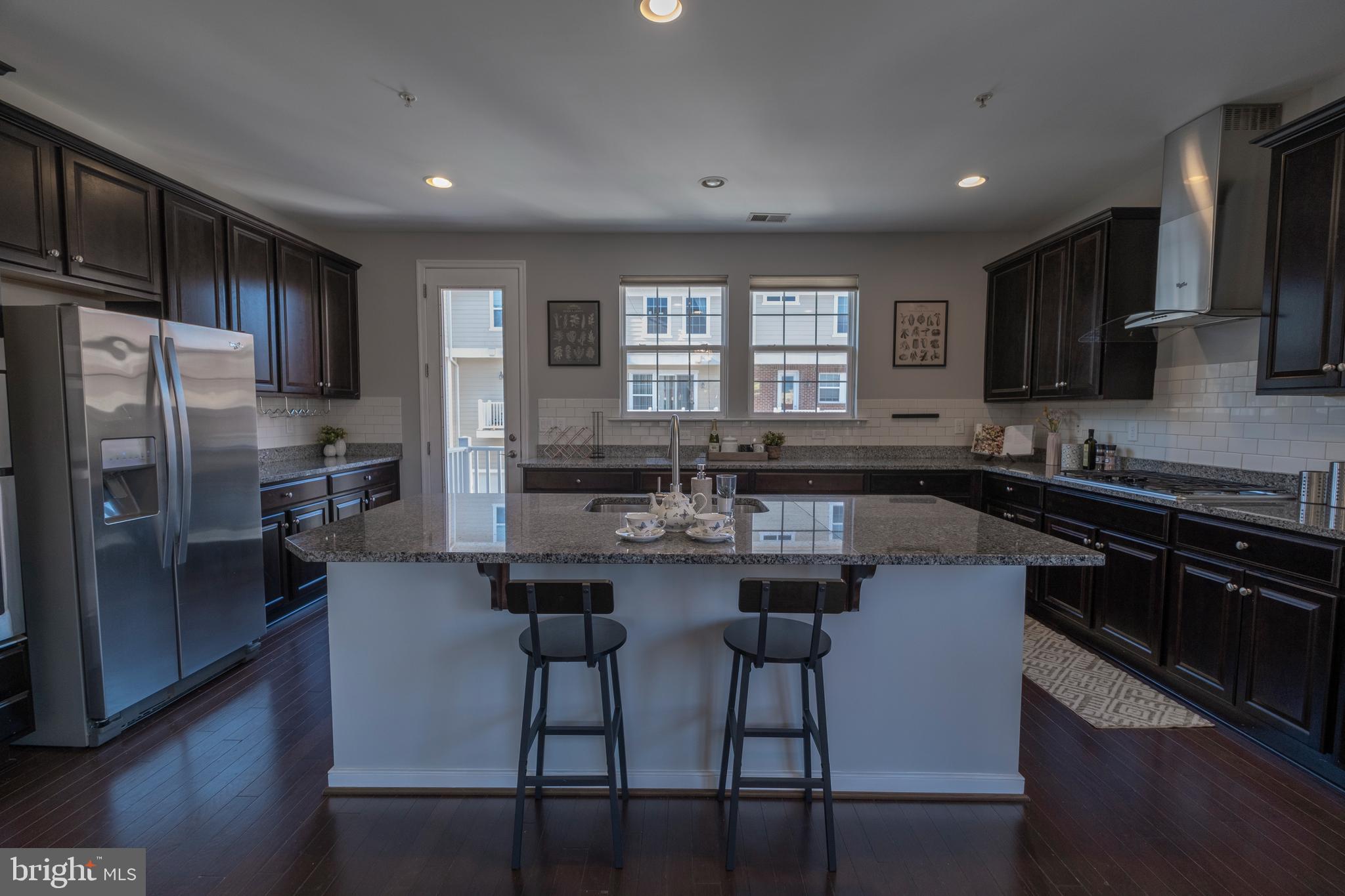 SUMMIT HALL RESERVE - Residential