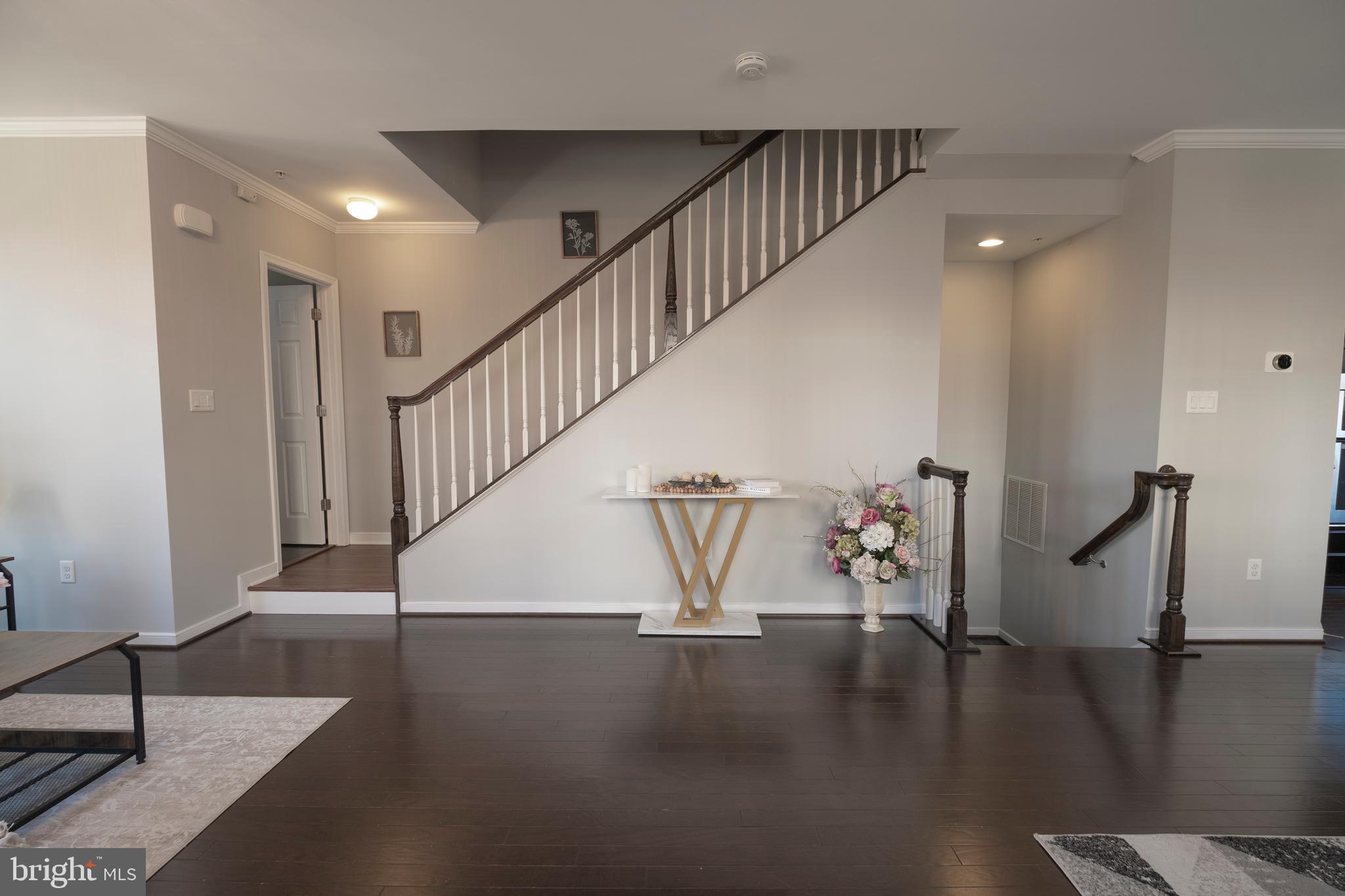 SUMMIT HALL RESERVE - Residential