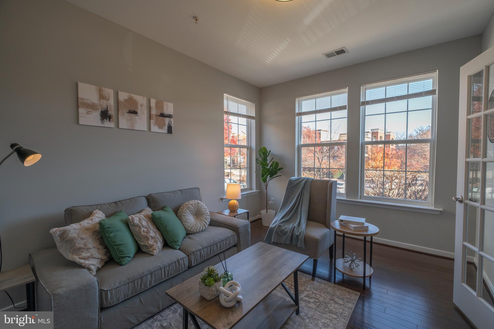 SUMMIT HALL RESERVE - Residential