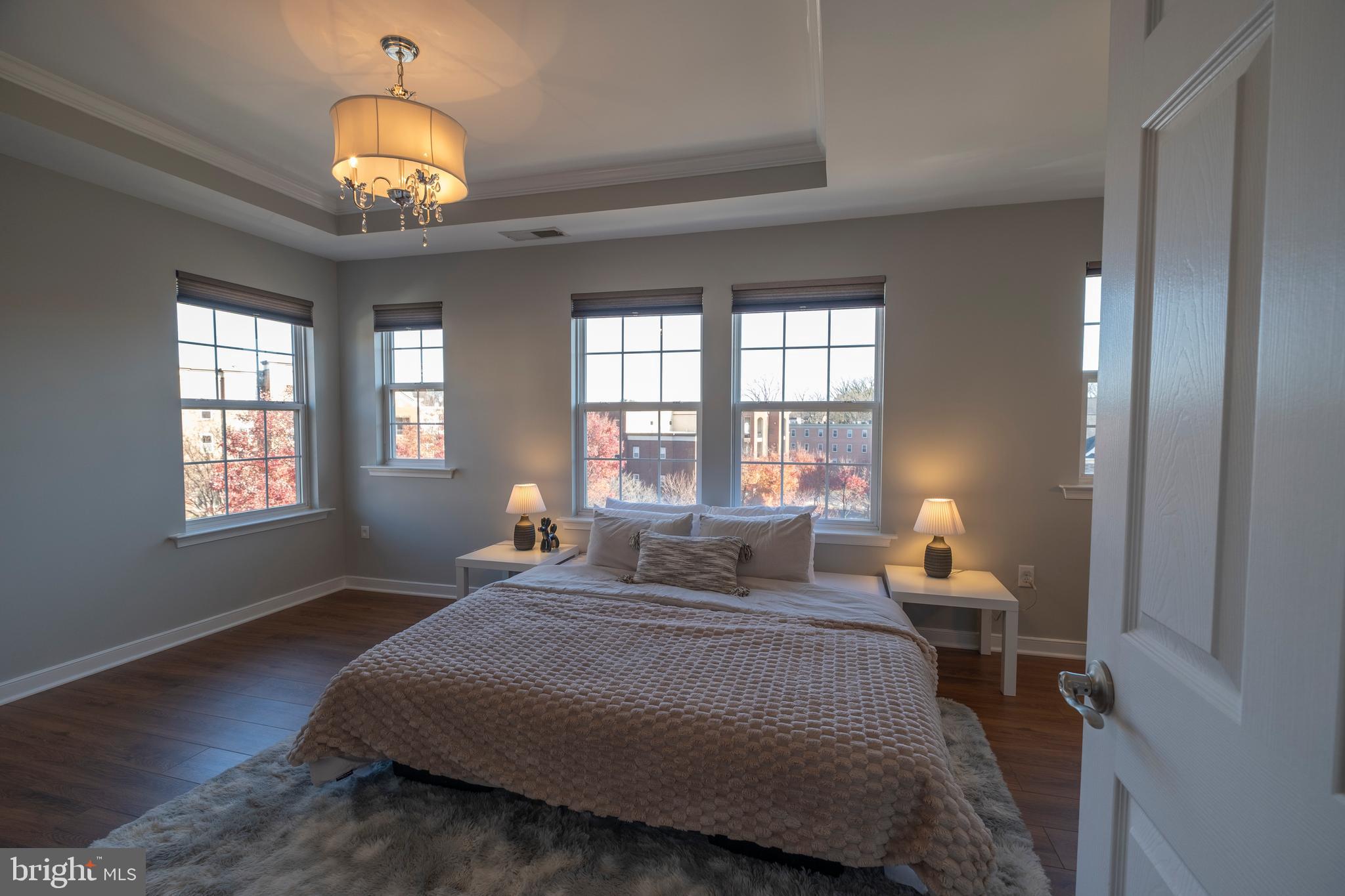 SUMMIT HALL RESERVE - Residential