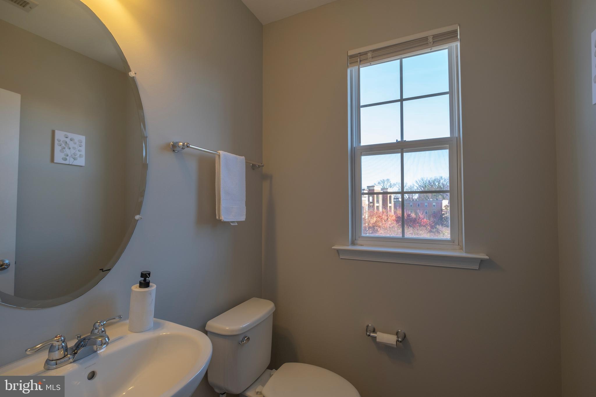 SUMMIT HALL RESERVE - Residential