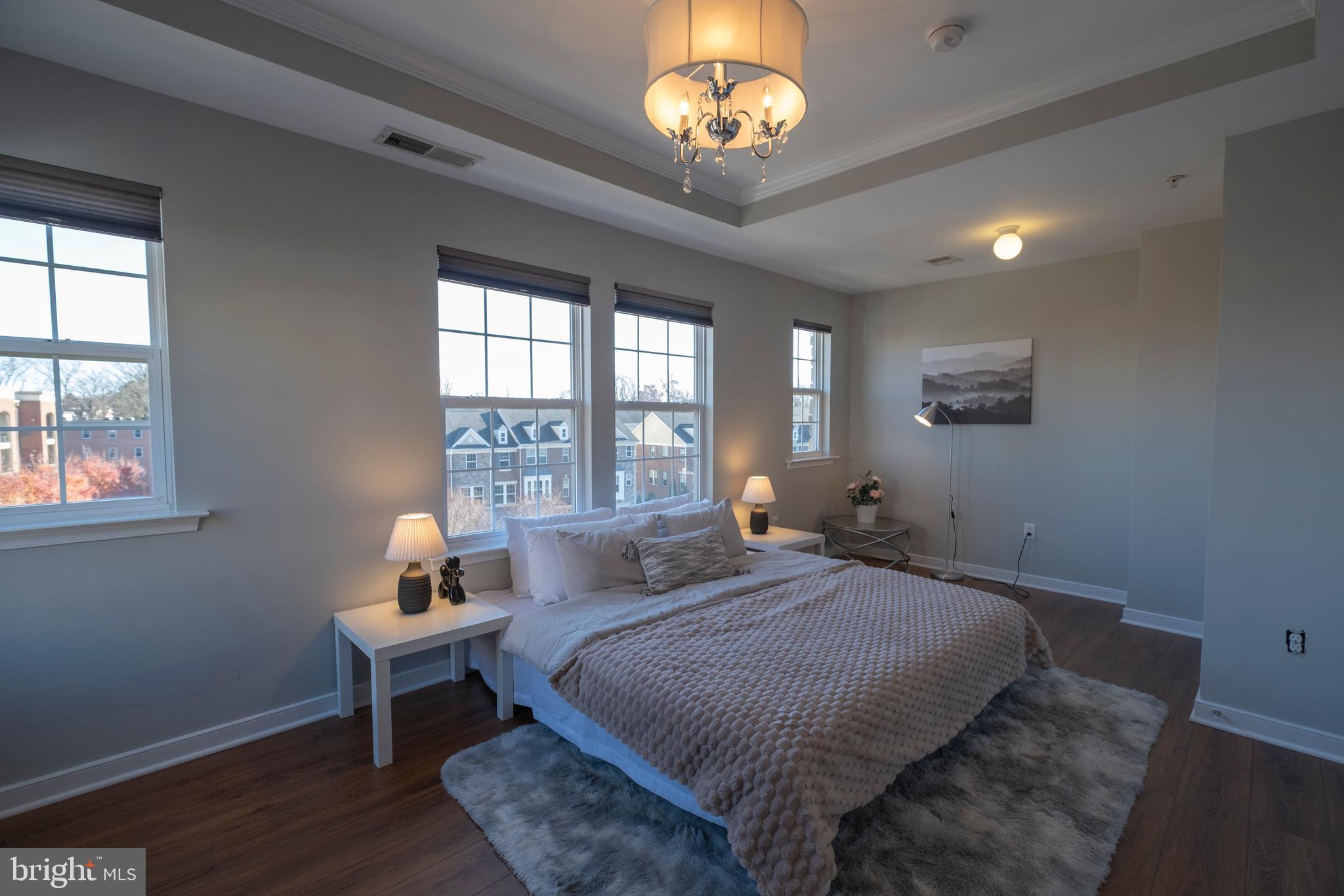 SUMMIT HALL RESERVE - Residential