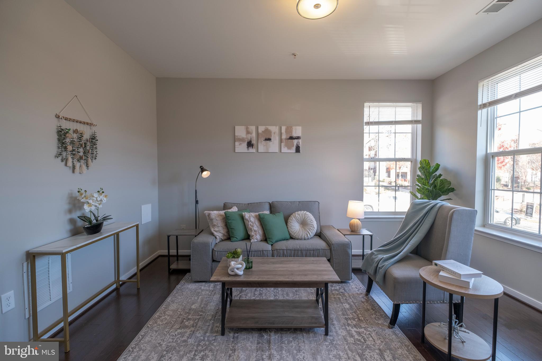 SUMMIT HALL RESERVE - Residential