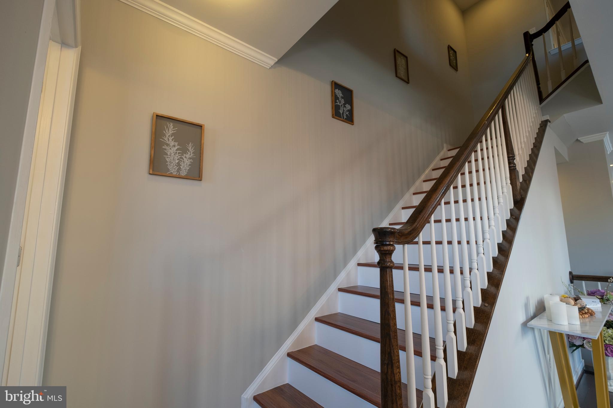 SUMMIT HALL RESERVE - Residential