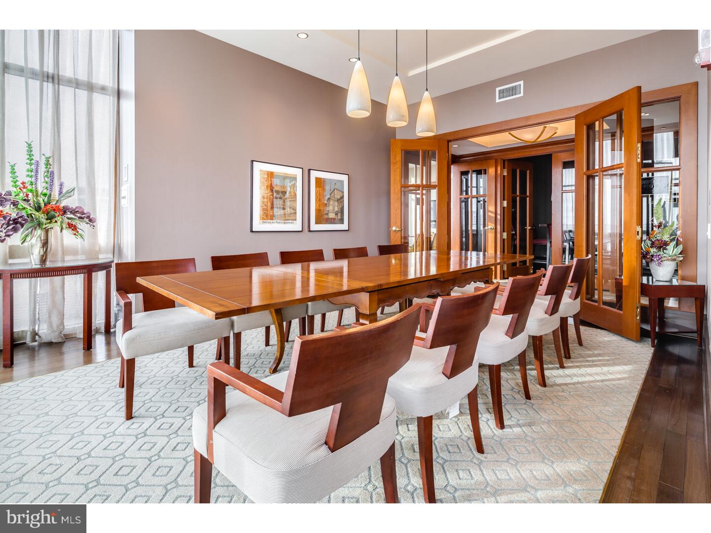 AVENUE OF THE ARTS - Residential