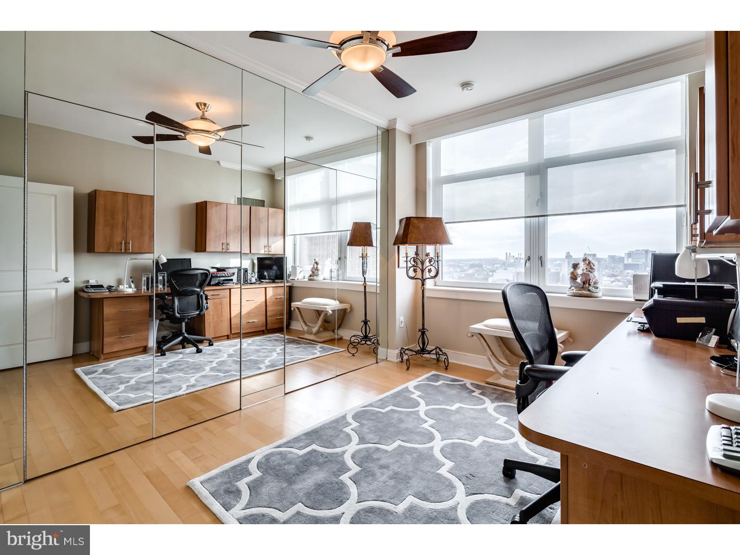 AVENUE OF THE ARTS - Residential